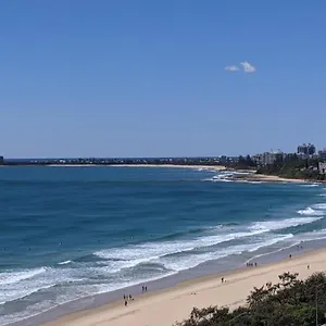 https://beachfront-towers-maroochydore.hotelssunshinecoast.net