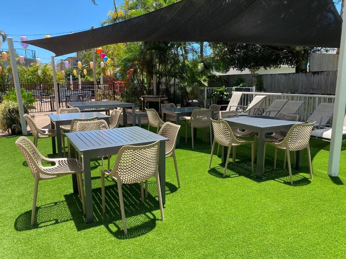 Outrigger Burleigh Hotel Gold Coast