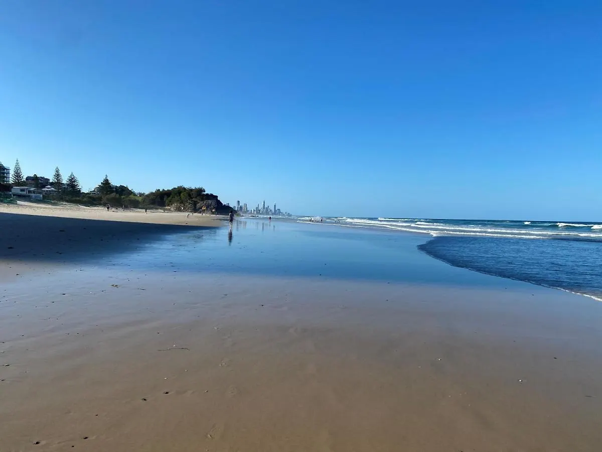 Outrigger Burleigh Hotel Gold Coast