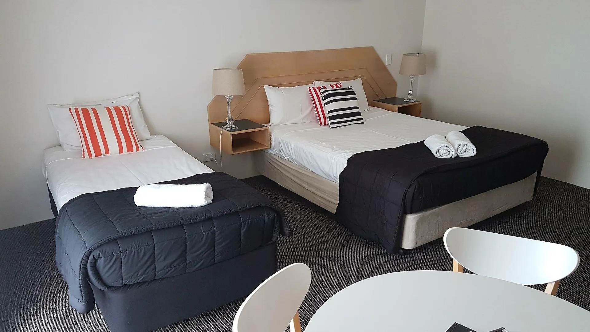 Outrigger Burleigh Hotel Gold Coast
