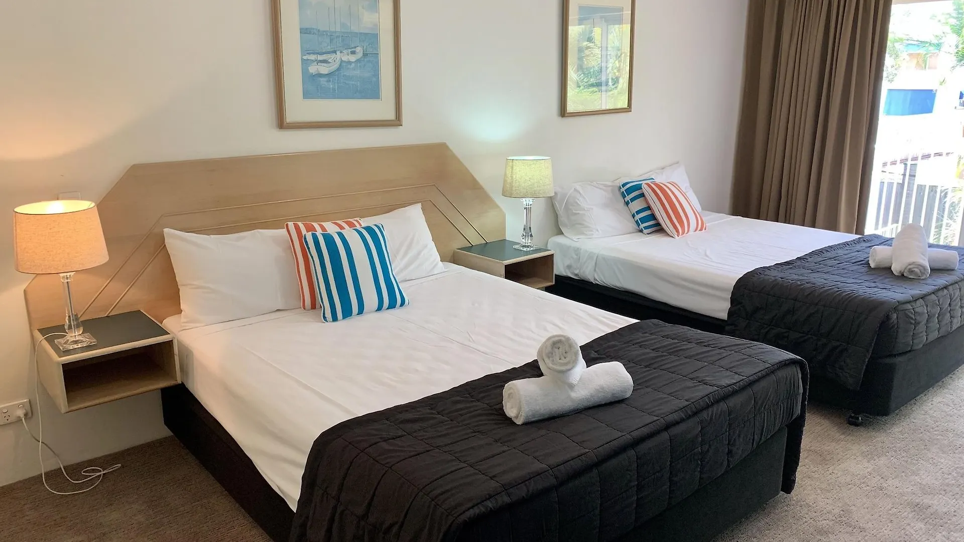 Outrigger Burleigh Hotel Gold Coast