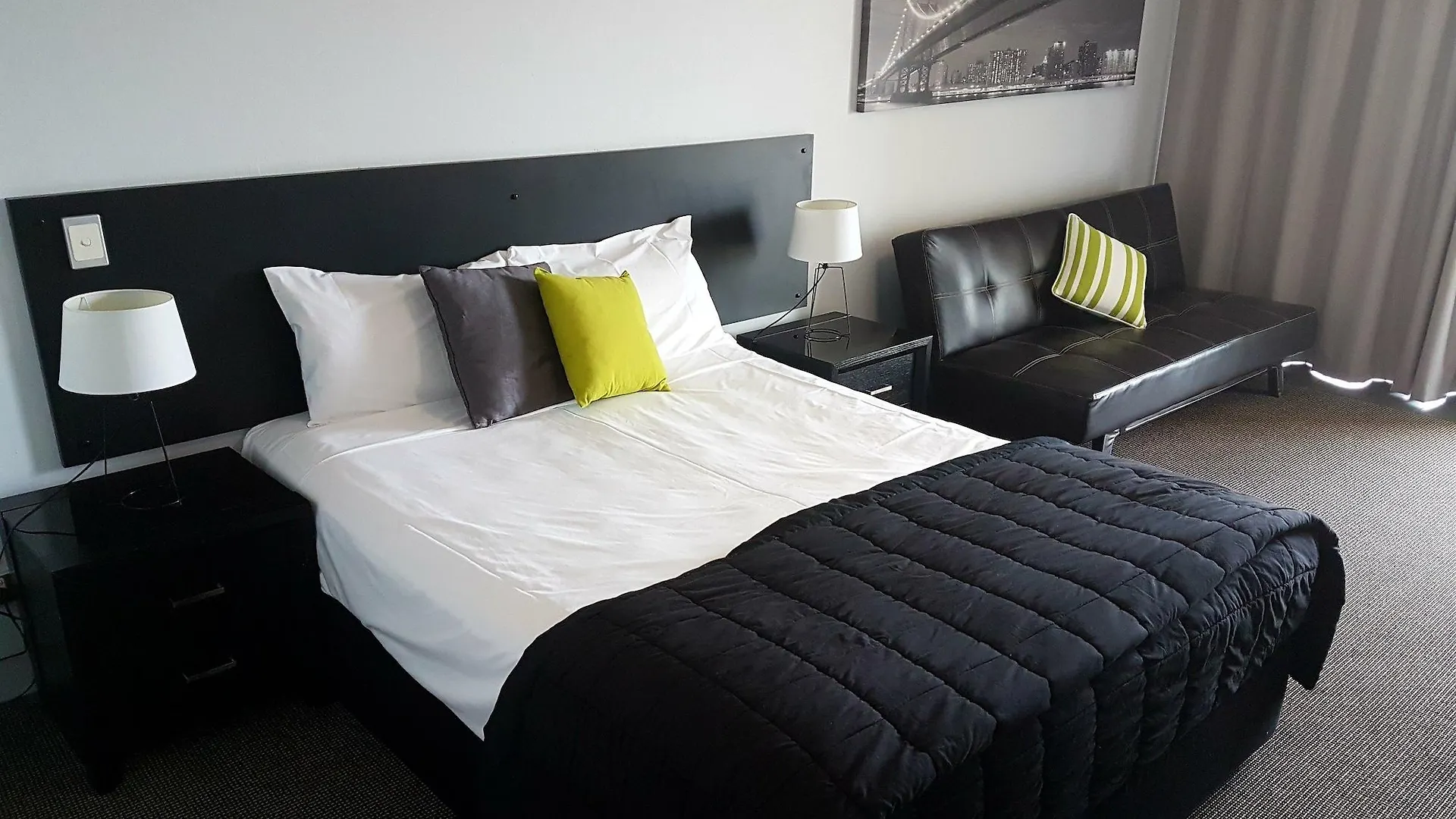 Outrigger Burleigh Hotel Gold Coast