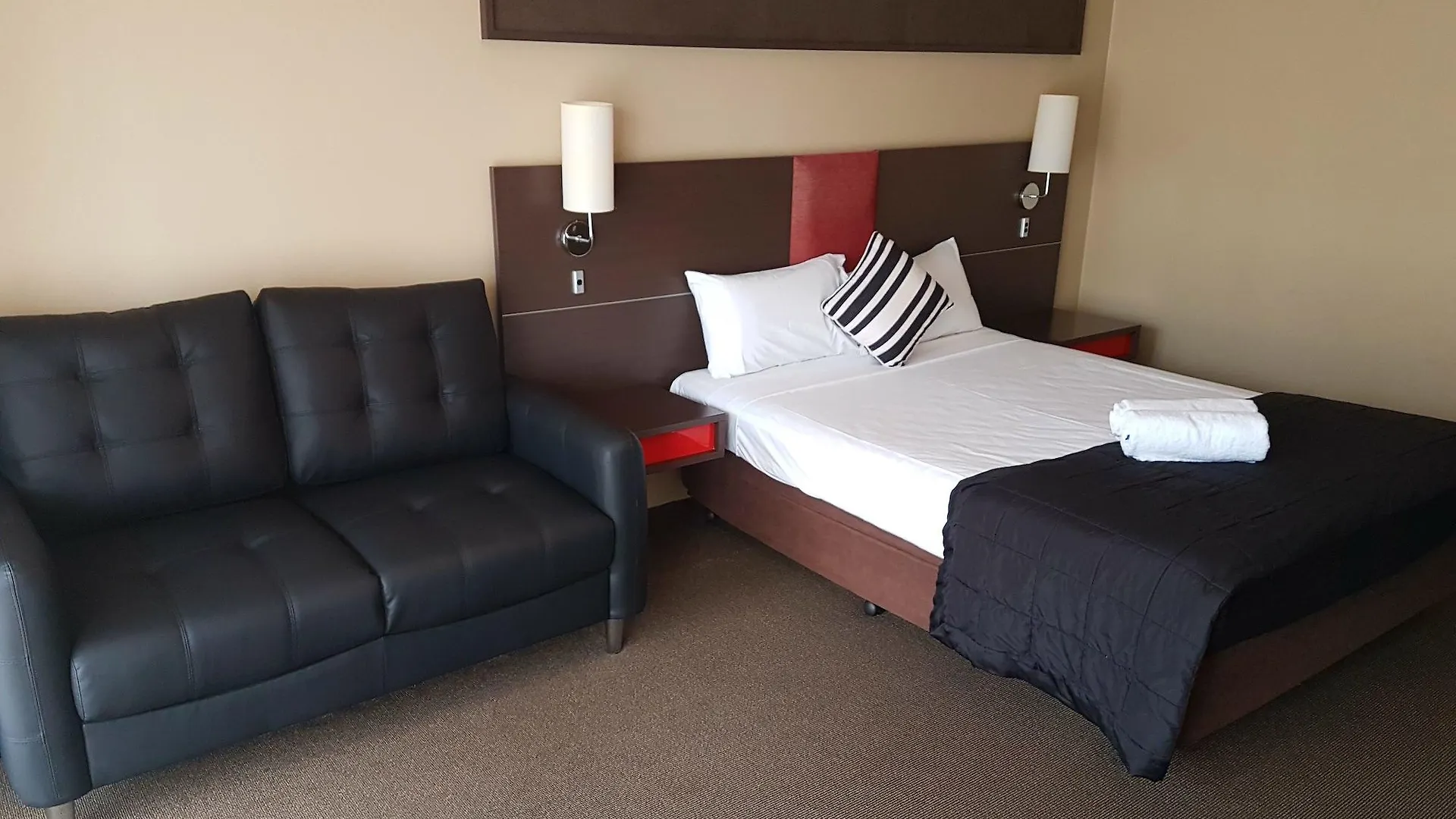 ***  Outrigger Burleigh Hotel Gold Coast Australia