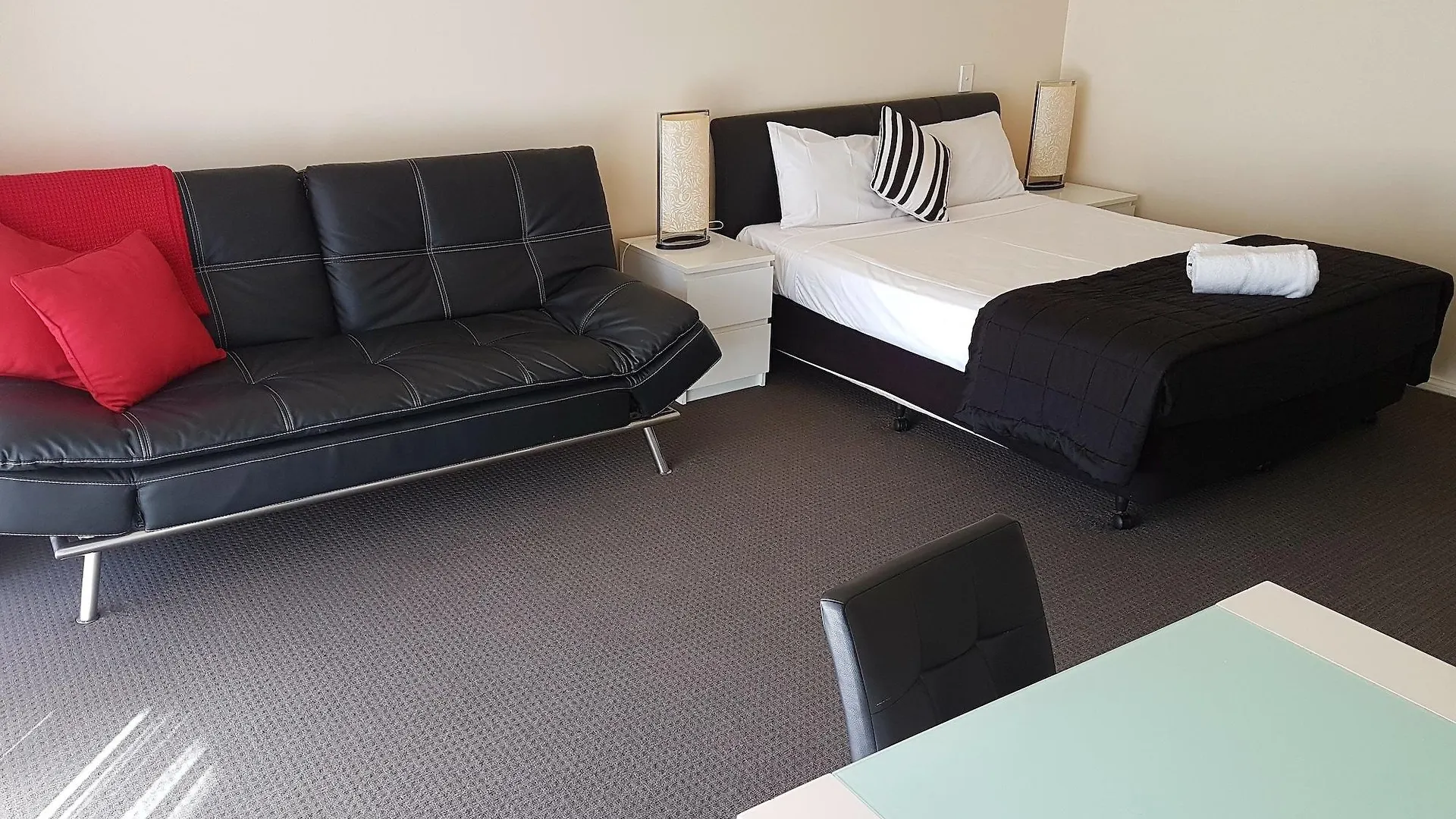 Outrigger Burleigh Hotel Gold Coast