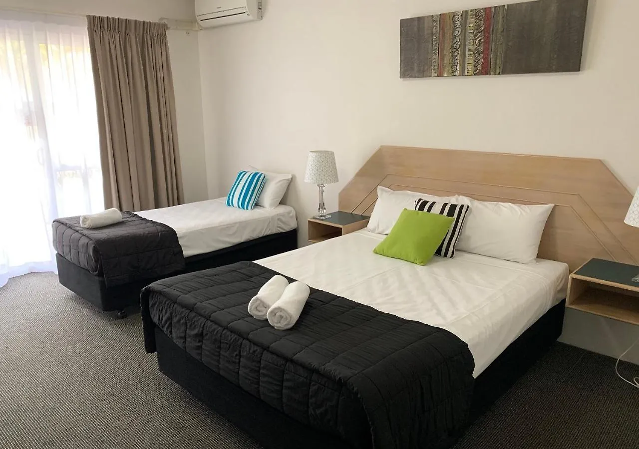 Outrigger Burleigh Hotel Gold Coast